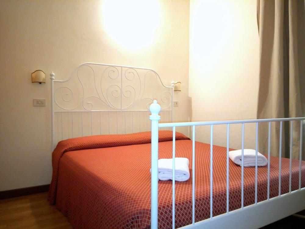 Hotel Savonarola Florence Exterior photo